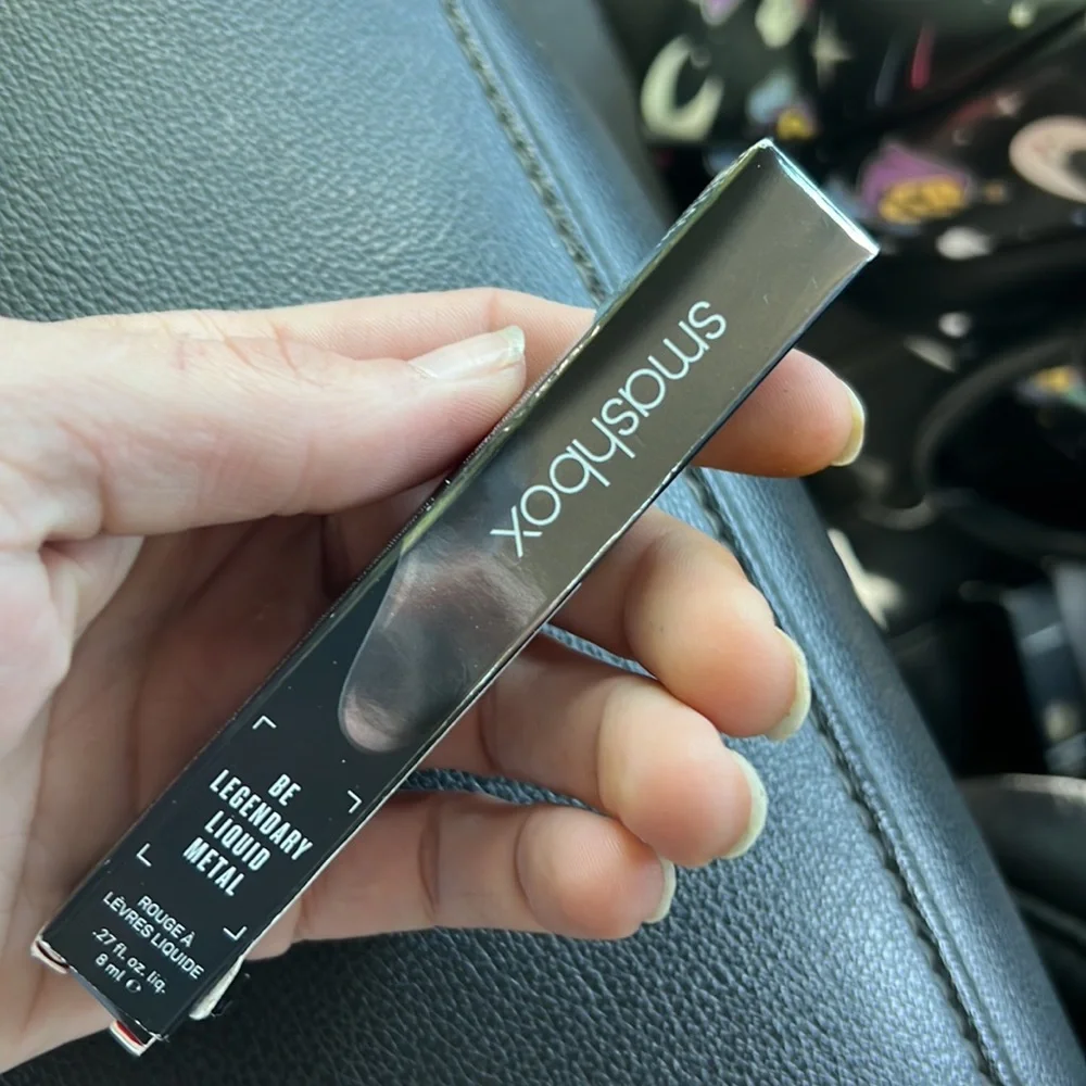 ♣️👁Host Pick Smashbox Space Case Liquid Metal Lipstick